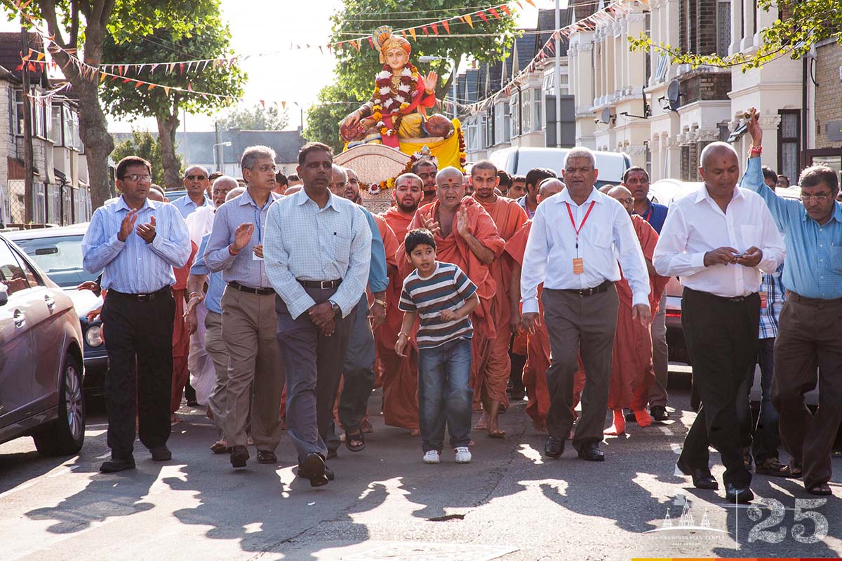 ©1987-2017 SKS Swaminarayan Temple East London